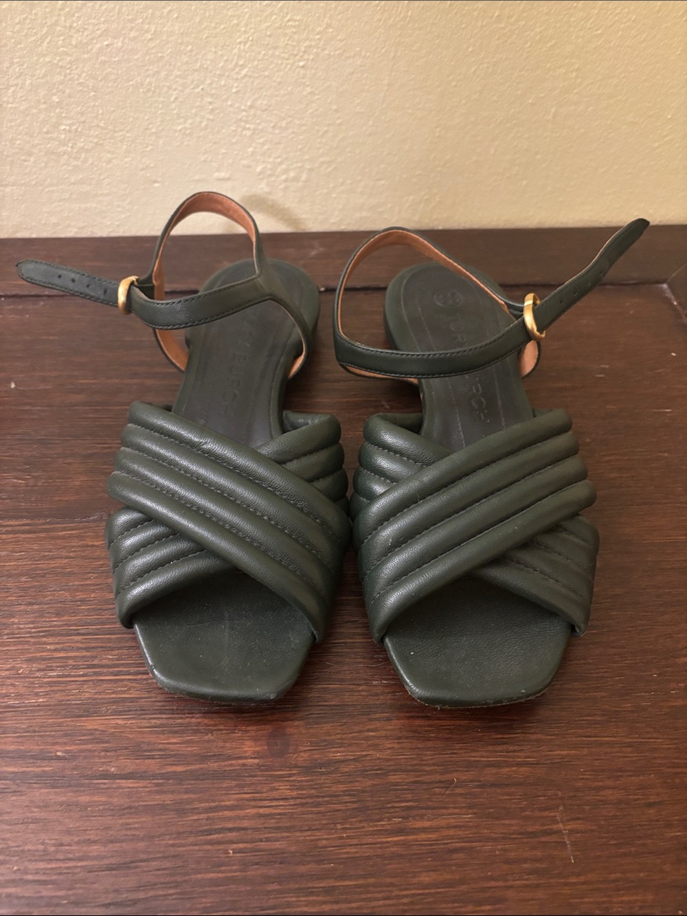 Tory Burch Olive Green Quilted Leather Strappy Sandals
